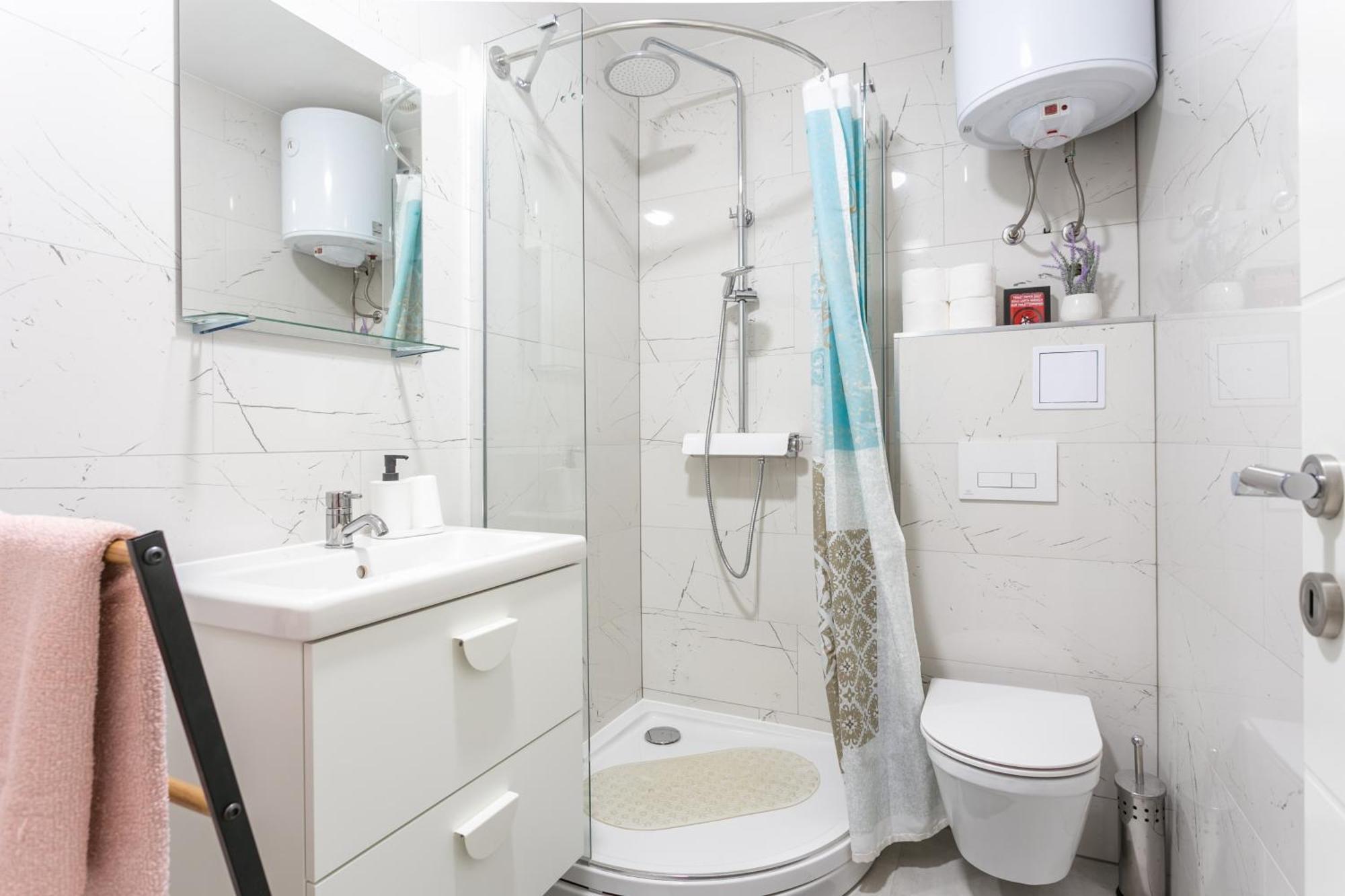 Apartman With A Parking Space - 14051 Split
